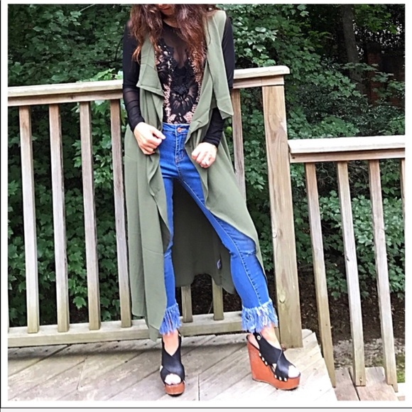 ✨LAST ONE ✨Olive sleeveless wrap duster - Picture 7 of 7